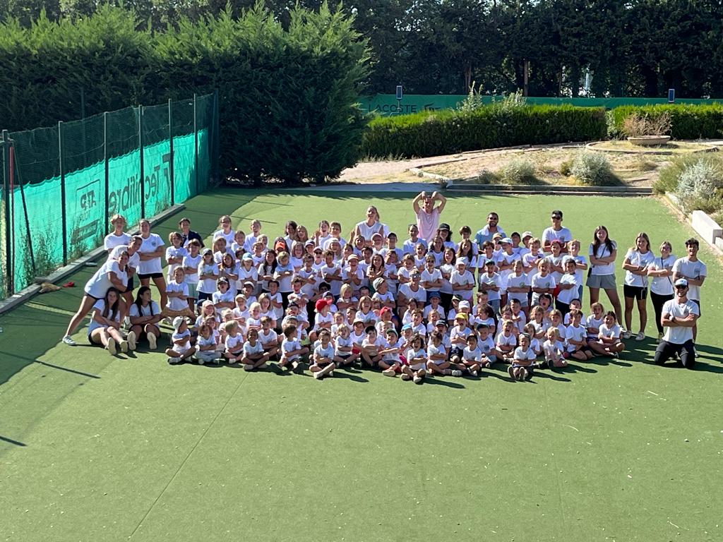 Enfants en stage multisports chez Multikids à Aix-en-Provence